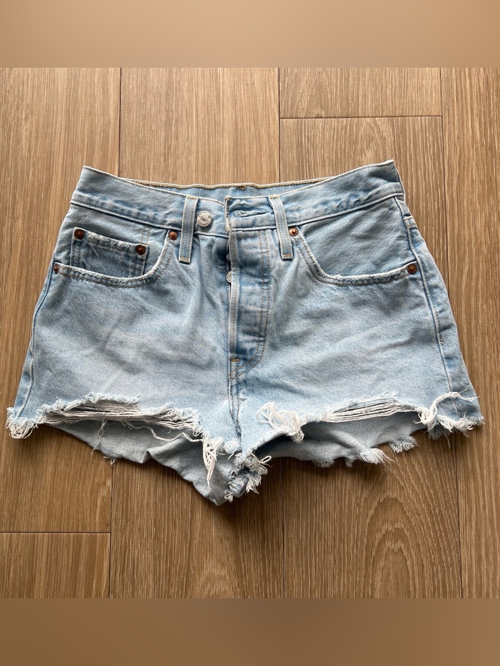 Levi's 501 premium blue denim shorts size 26 #denim #summer